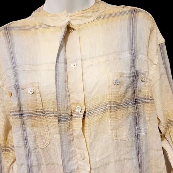 2/$20 Vintage flannel buttons down shirt Size: Small - Picture 2 of 5